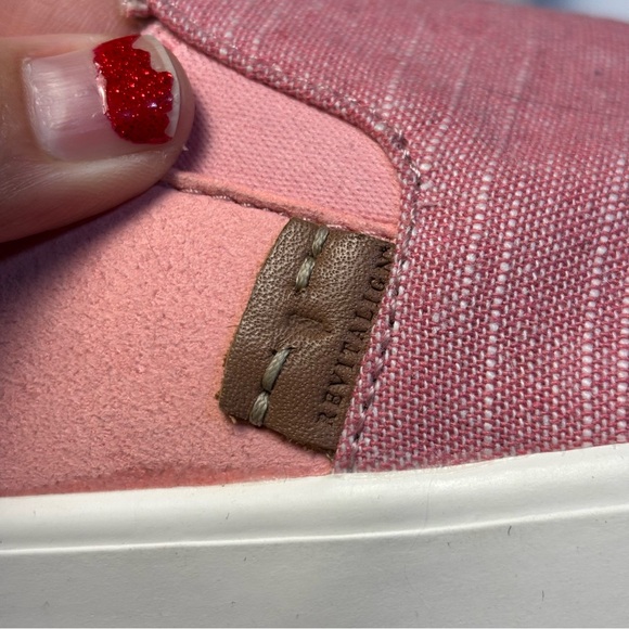 EUC - REVITALIGN Women's Esplanade Canvas Sneaker in PINK (no insole) US 10 - Picture 5 of 12